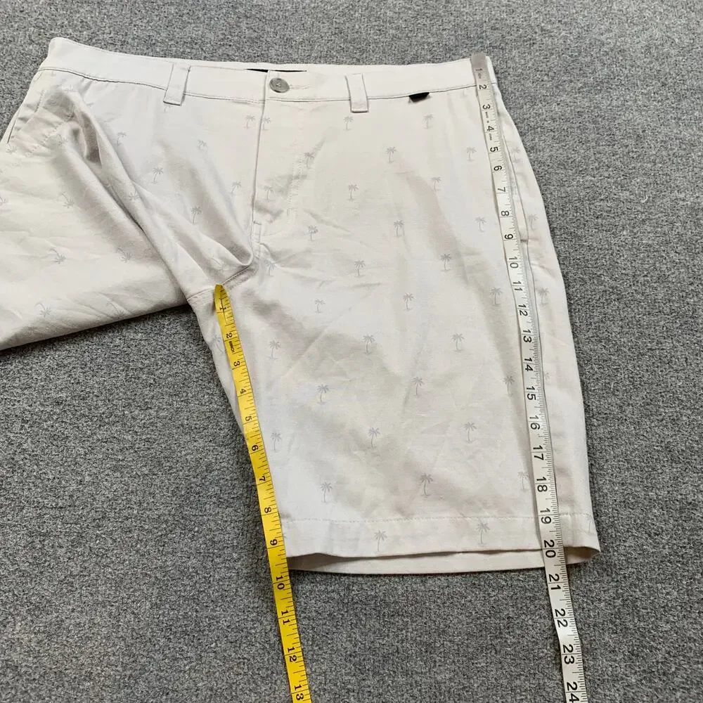 Travis Mathew Shorts Mens 35 Light Gray Resort To This Golf Palm Tree Motif